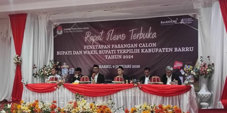Rapat Pleno, KPU Barru Tetapkan Pasangan INIMI Sebagai Bupati dan Wabup Terpilih