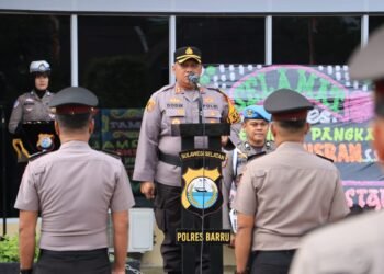 Upacara Kenaikan Pangkat 27 Personel  Polres Barru Di Pimpin Lansung Kapolres AKBP Dodik Susianto, S.I.K
