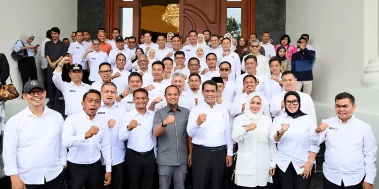 Mentan Andi Amran Sulaiman, Mengundang Bupati dan Wakil Bupati Terpilih Barru Hadiri Silaturrahmi Pra-Pelantikan di Kalibata