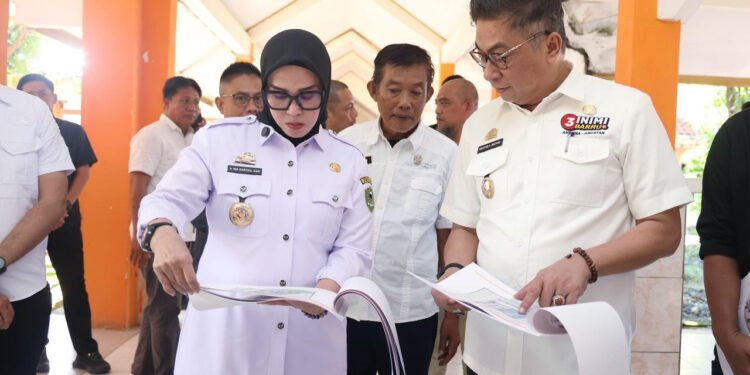Bupati Andi Ina Kartika Sari, SH., M.Si., dan Wakil Bupati Dr.Ir. Abustan Andi Bintang, M.Si., Melakukan Kunjungan di RSUD Lapatrai Barru