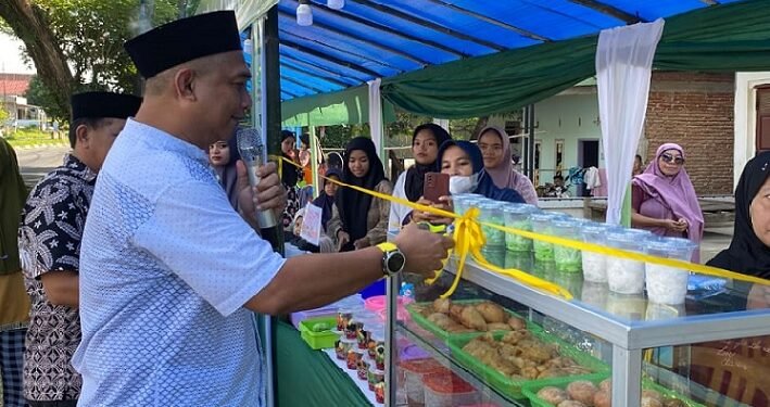 Herman Jaya, S.PI., Buka Pasar Ramadhan Se Desa Siawung, Sekaligus Dukung Warga dan IRMAS ( Ikatan Remaja Masjid ) Siawung Ber Inovasi