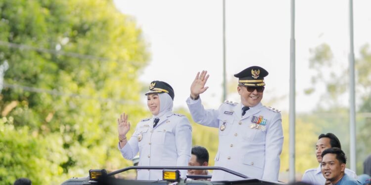 Bupati – Wakil Bupati Barru Andi Ina Kartikasari, SH., M.Si., dan Dr.Ir. Abustan Andi Bintang, M.Si., Disambut Ribuan Pendukung / Relawan ” INIMI “