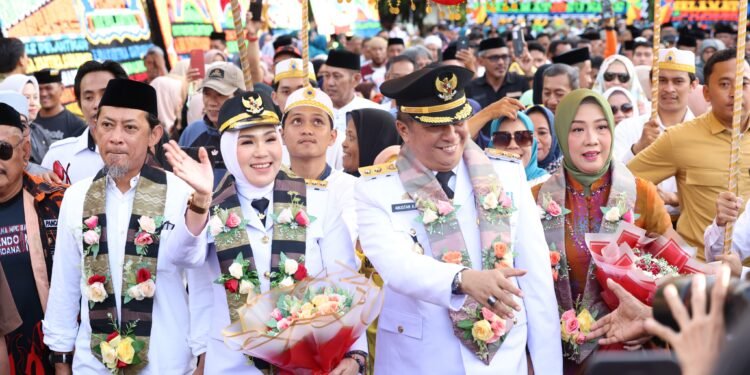 Bupati dan Wakil Bupati Barru Andi Ina Kartikasari, SH., M.Si., – Dr.Ir. Abustan Andi Bintang, M.Si.,  Resmi Menjalankan Pemerintahan, Berikut Visi dan Misinya