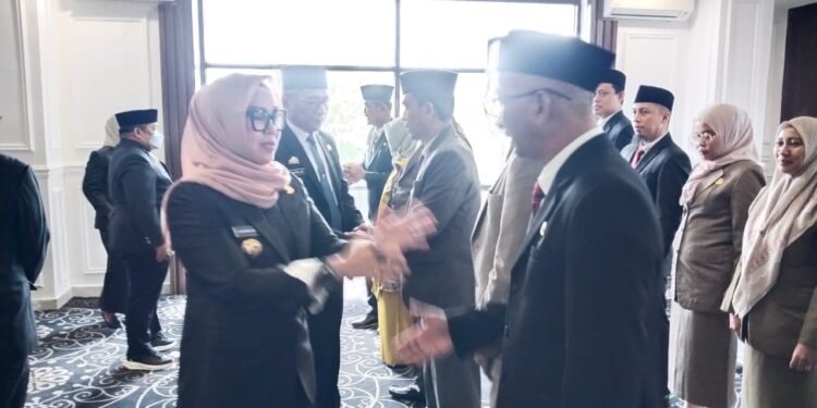 Bupati Barru Andi Ina Kartika Sari, SH.M.Si., Melantik Pj Sekda dan 11 Serahkan SK Plt