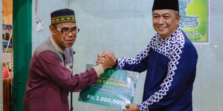 Wakil Bupati Barru Ajak Warga Perkuat Silaturahmi dan Bangun Barru di Safari Ramadhan 1446 H