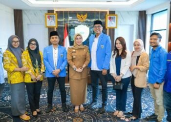 Ketua DPD KNPI Barru Terpilih, Muhammad Fadly, SH., MH., Audience Dengan Bupati Barru Andi Ina Kartika Sari, SH., M.Si., di Ruang Kerja Bupati        