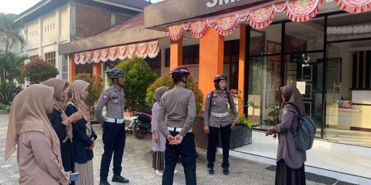 Patroli Sepeda Sehat Bersemangat, Sat Lantas Polres Barru Gaungkan Tertib Lalu Lintas dan Gaya Hidup Sehat