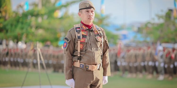 Adhy Fatriah Mansyur, S.STP., M.Si., Didaulat Sebagai Komandan Apel Di Kabupaten Wajo