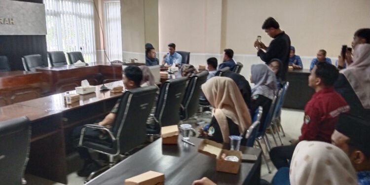 Melalui Studi Praktik Bamus di DPRD Kabupaten Barru, Diharapkan DPRD Sulsel Dapat Mengadopsi Mekanisme Yang Efektif dan Terstruktur