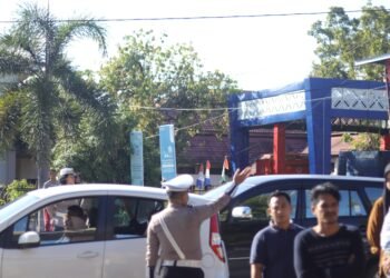 Satlantas Polres Barru Melakukan Pengamanan Jalur, dan Pengawalan Rombongan Jamaah Haji