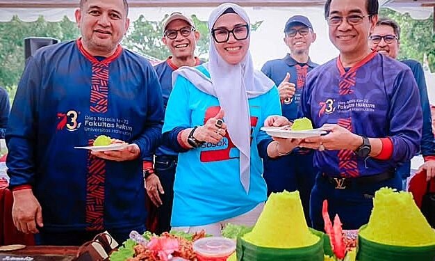 Bupati Barru Andi Ina Kartika Sari, SH., M.Si., Harap Terus Lahirkan Alumni Berkompeten, Dalam Acara Dies Natalis Fakultas Hukum (UNHAS)