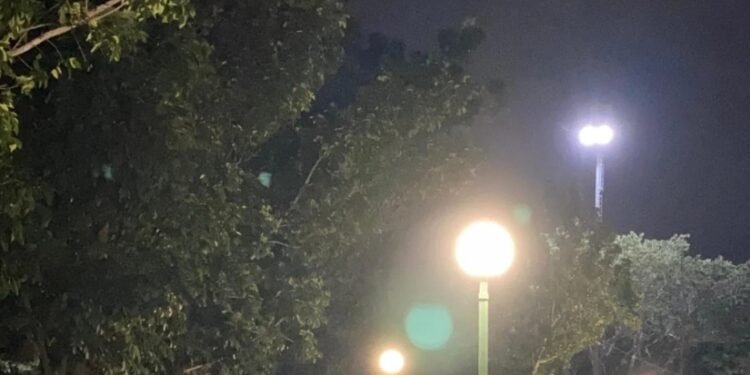 Pemerintah Kabupaten Barru Terus Melakukan Pembenahan Penerangan Lampu Jalan, Taman dan Anjungan