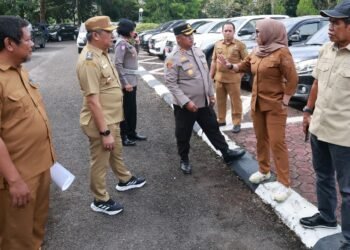 Bupati Barru Andi Ina Kartika Sari, SH., M.Si., Bersama Ketua DPRD, Pantau Langsung Pemeriksaan 83 Randis