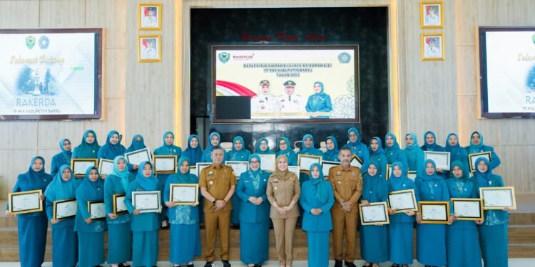 Bupati Barru Buka Rakerda dan Launching Rumah Gizi TP PKK Tahun 2025