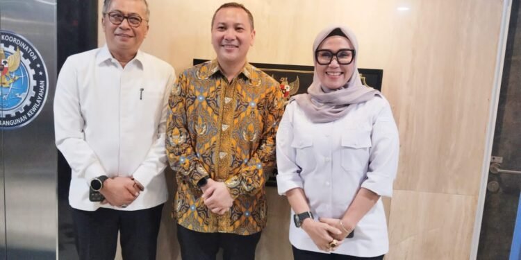 Bupati Barru Bersama Wakil Bupati Barru Perkuat Komitmen Hadirkan Sekolah Rakyat, Kemenko Dukung Penuh