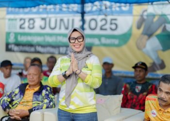 Turnamen Bola Voli Bupati Cup II Kabupaten Barru di Lapangan IVO Lapang Mangempang Secara Resmi Dibuka Bupati Barru