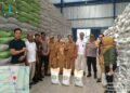 Tim Satgas Pangan Barru Bersama Pinca Bulog Pare-pare Lakukan Pengecekan Kualitas Beras Siap Salur untuk Masyarakat