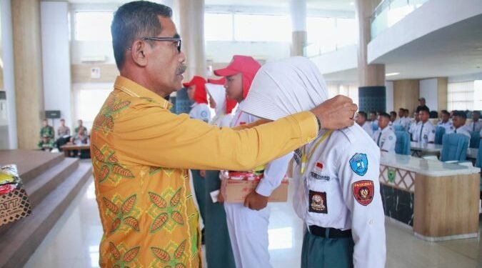 Pj. Sekda Barru Abu Bakar, S.Sos., M.Si., Lepas Dua Calon Paskibraka Ke Tingkat Provinsi Sulawesi Selatan