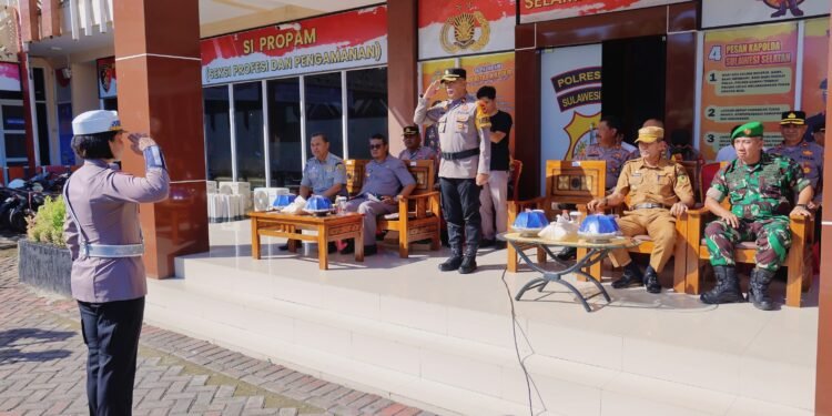 Pj. Sekda Barru Abu Bakar, S.Sos., M.Si., Hadiri Apel Gelar Pasukan Operasi Patuh Pallawa 2025         