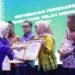 Bupati di Dampingi Wakil Bupati Barru Menerima Penghargaan Dari Koalisi Masyarakat Sipil Untuk Pendanaan Ekologis (KMS-PE)