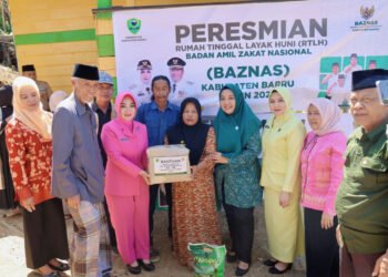 Bedah Rumah Warga Kurang Mampu Ketua Tim Penggerak PKK Dan Baznas Resmikan