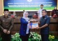 Bupati Barru Menghadiri Rapat Paripurna DPRD Barru, Sekaligus Menyerahkan RPD tentang Perubahan APBD Tahun 2025