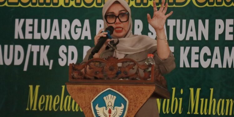 Bupati Barru, Andi Ina Kartika Sari, S.H., M.Si., Menghadiri Peringatan Maulid, Momentum Untuk Memperkuat Ukhuwah Islamiyah
