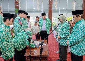 Bupati Barru, Andi Ina Kartika Sari, S.H., M.Si., Resmi Dilantik Sebagai Ketua Ikatan Cendekiawan Muslim se-Indonesia (ICMI) Kabupaten Barru