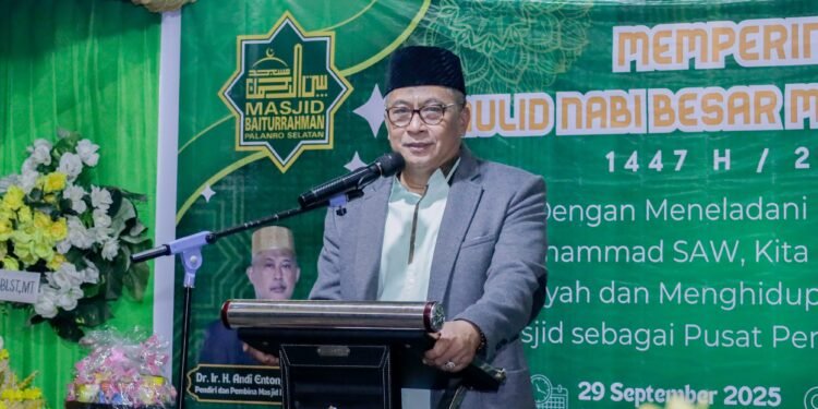 Wakil Bupati Barru: Peringatan Maulid Sebagai Momentum Memperkuat Iman, Memperbaiki Diri, Serta Menjaga Kebersamaan dan Persatuan