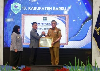 Pemkab Barru Berhasil Mendorong Semua Desa dan Kelurahan se-Kabupaten Barru Mendirikan Pos Bantuan Hukum