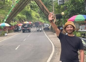 Menoreh Kisah Ferozer Tangguh Tampil Gagah dan Berani Menapaki Seorang Diri Perjalanan Lintas Provinsi