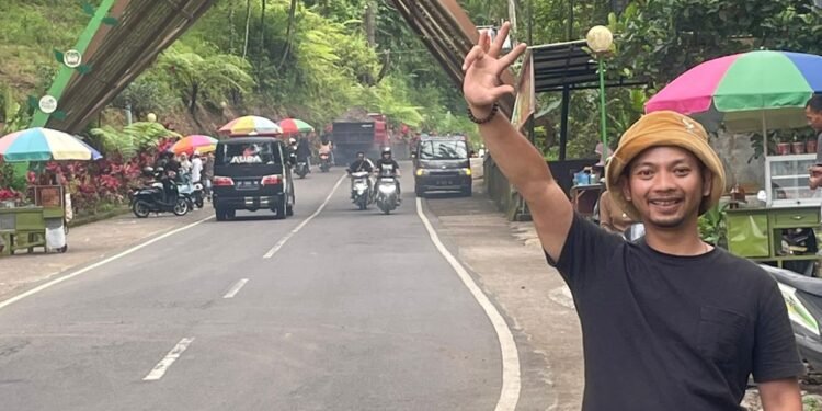 Menoreh Kisah Ferozer Tangguh Tampil Gagah dan Berani Menapaki Seorang Diri Perjalanan Lintas Provinsi