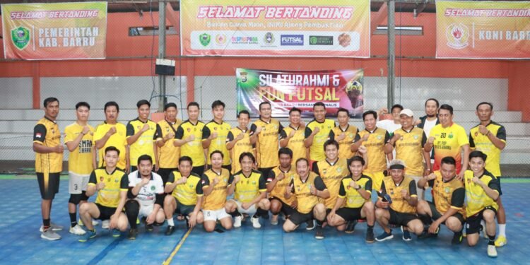 Kapolres Barru Gelar Silaturahmi dan Fun Futsal Bersama Awak Media