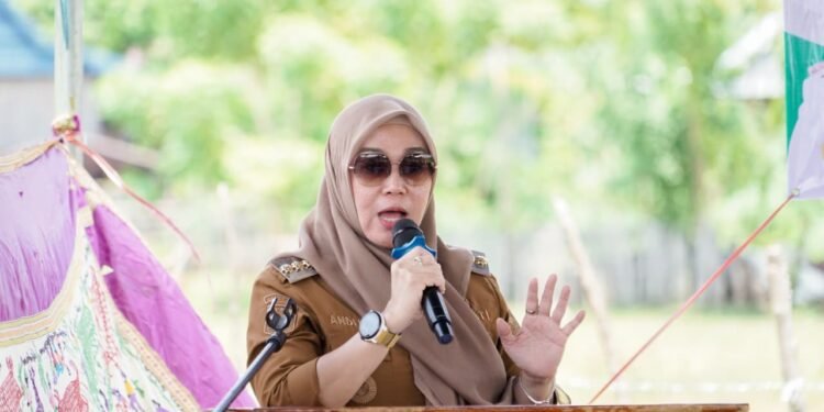Bupati Barru, Andi Ina Kartika Sari, S.H., M.Si., Dalam Musyawarah Mappalili, Mengajak Masyarakat Untuk Terus Bersyukur dan Bekerja Keras