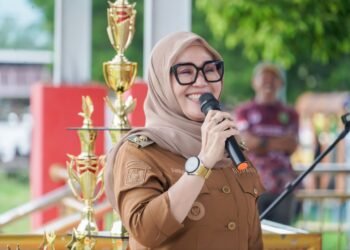 Bupati Barru, Andi Ina Kartika Sari, S.H., M.Si., Secara Resmi Membuka Turnamen Mini Soccer KKG PJOK Cup I Antar SD se-Kecamatan Tanete Riaja
