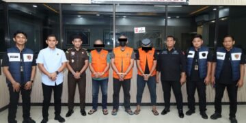 Ditreskrimsus Polda Sulsel Limpahkan Tersangka Kasus Dugaan Korupsi Kredit Konstruksi Bank Sulselbar Cabang Sengkang ke Kejati Sulsel