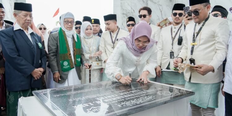 Bupati Barru, Andi Ina Kartika Sari, S.H., M.Si., Meresmikan Masjid Baiturrahman Haji Lawe Zamzam Center