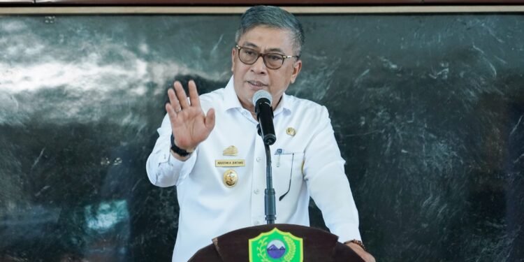 Wakil Bupati Barru, Menjelaskan  Bahwa Pemkab Barru Bersama BAZNAS Kini Tengah Menyiapkan Program “Ekonomi Berkecukupan”