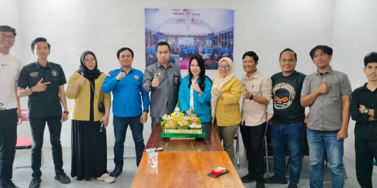 DPD KNPI Barru Gelar Syukuran Penempatan Sekretariat Baru