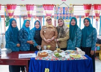 Festival Masyarakat Makan Ikan (Maroaki) di SDN 131 Manuba, di Hadiri Bupati Barru, Andi Ina Kartika Sari, S.H., M.Si.