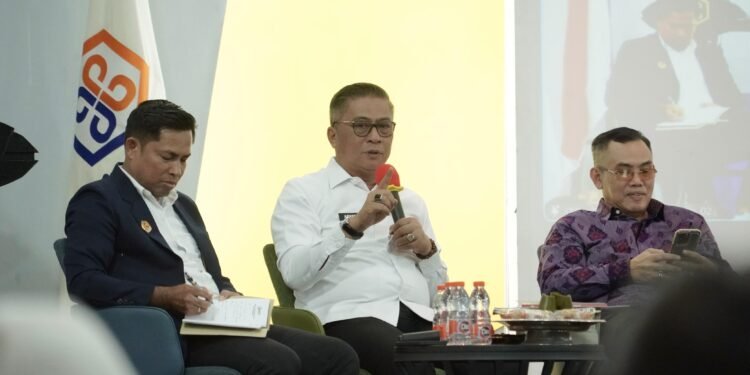 Wabup Barru, Mengungkapkan Pemkab Barru Baru-Baru Ini Membuka Ruang Inovasi Bagi Seluruh ASN dan Memberikan Reward Bagi Ide Terbaik