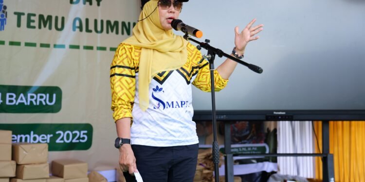 Bupati Barru Andi Ina Kartika Sari, S.H., M.Si., Hadir Dalam Acara Peringatan Hari Ulan Tahun (HUT) ke-27 SMA Negeri 4 Barru