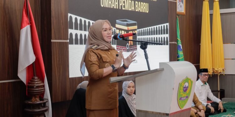 Kepulangan jamaah Umroh Kabupaten Barru, Disambut Oleh Bupati Barru, Bersama Wakil Bupati Barru