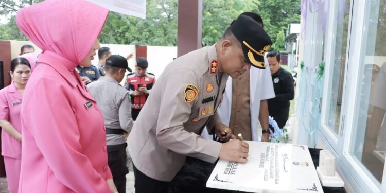 Klinik Tathya Draraka Polres Barru, Diresmikan Oleh Kapolres Barru, Didampingi Ketua Bhayangkari