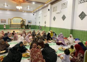 Selesai Renovasi Masjid Jami Nurul Falah Siawung Desa Suawung Barru, Masyarakat Lakukan Syukuran