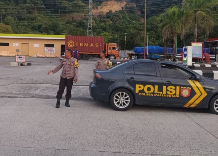 Aksi Balap Liar di Jalan Poros Parepare – Barru Berhasil di Bubarkan Oleh Polsek Mallusetasi dan Polres Barru