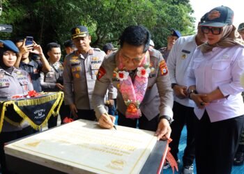 Kepolisian Daerah Sulawesi Selatan Bangun Akses Desa, Kapolda Resmikan Jembatan Gantung Dusun Pakka