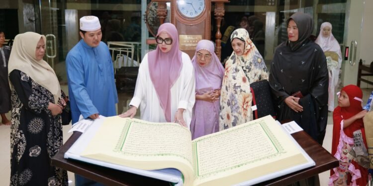 Safari Ramadan di Soppeng Riaja, Bupati Andi Ina Kartika Sari Ajak Warga Maksimalkan Ibadah di 10 Malam Terakhir Ramadan