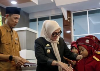 Bupati Barru Hadiri Silaturahmi Siswa Sekolah Rakyat Terintegrasi 65 di Baruga Singkerru Ada’e