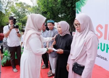 Ribuan Warga Padati Rujab Bupati Barru, Bukber Andi Ina Kartika Sari Penuh Kebersamaan